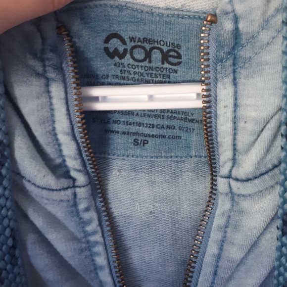 Chill, Faded Blue Zip Up Sweater - Size small - Picture 3 of 6